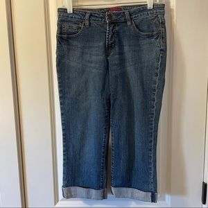 - Westport Denim Stretch Capri Rolled Cuff Jeans Women’s Size 8